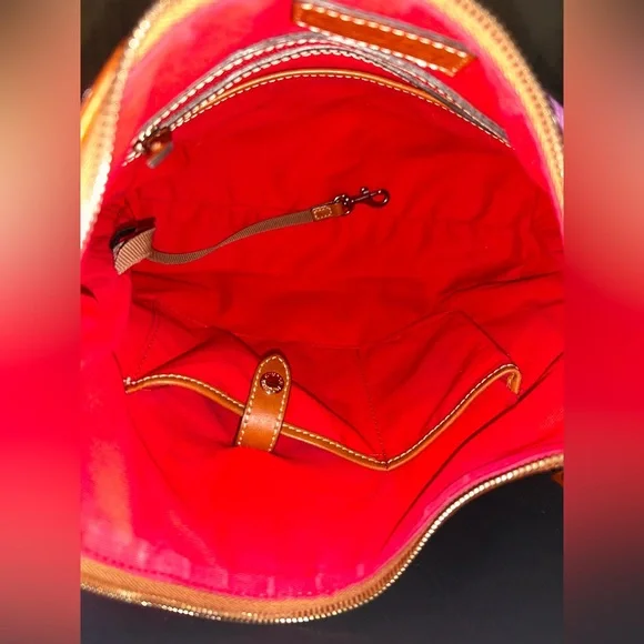 Dooney & Bourke Pink & Tan Pebble Grain Hobo bag -EUC- - Picture 12 of 16